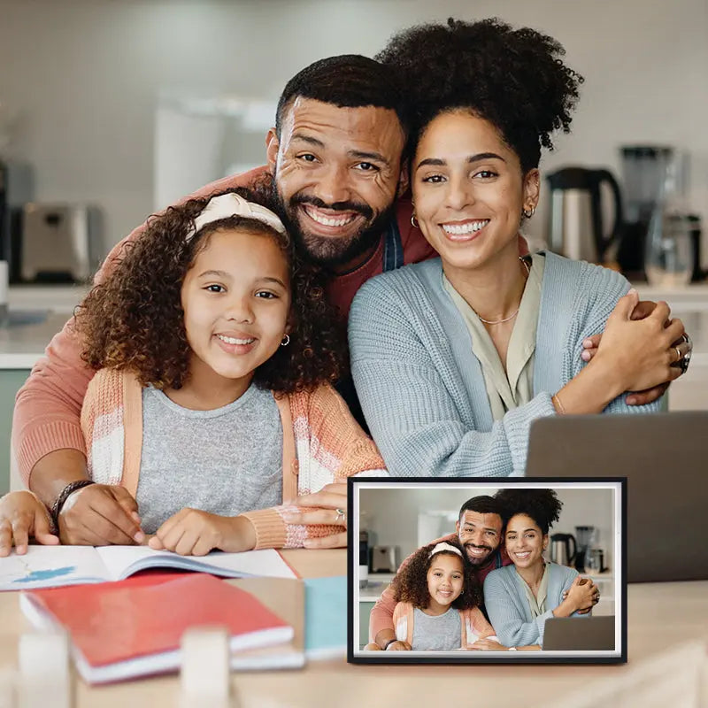 Pinpin Black Aluminum WiFi Digital Frame - Smart Photo Display PinturaLife