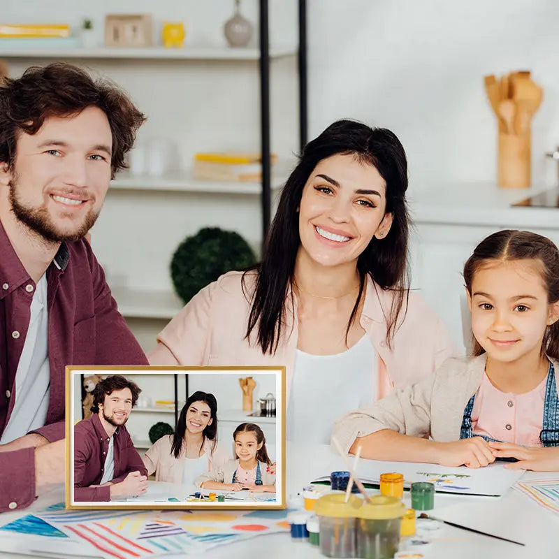 Pinpin Digital Picture Frame - WiFi Enabled with Gold Aluminum Trim PinturaLife