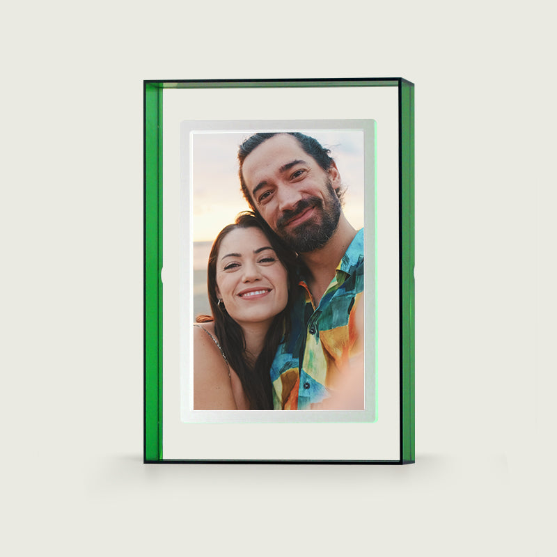 Pinpin 2.0 Green Acrylic Digital Frame
